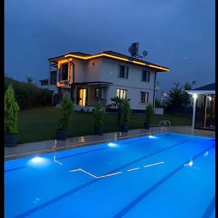 Villa Mustakil,havuzlu,somineli Luks Vadi *